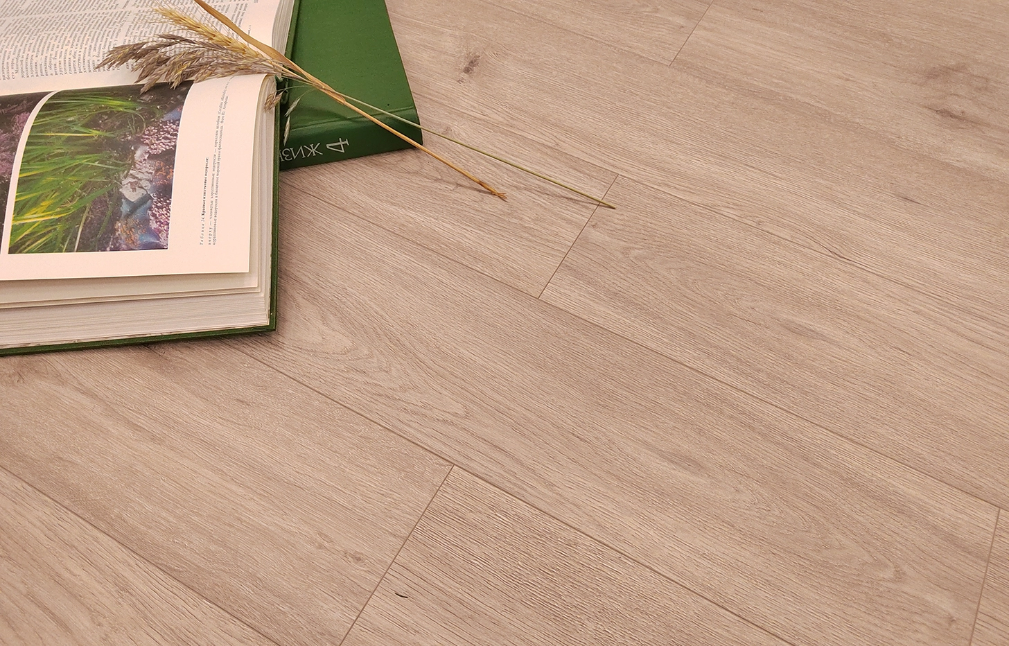 Ламинат MSPC Дуб Арктическое лето